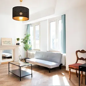 Lily Apartment. Historic Center Of Appartement Antwerpen